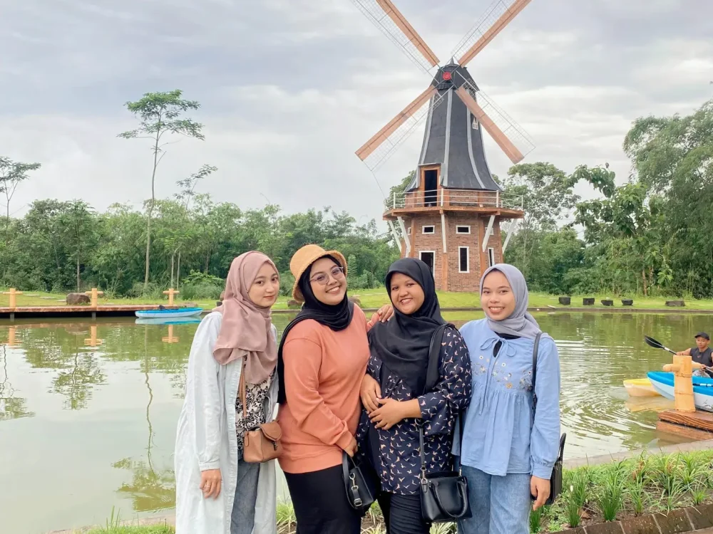 {"data":{"pictureId":"d9ee146d693d4e949edf397b8baf3803","appversion":"3.1.0","stickerId":"","filterId":"3068824","infoStickerId":"","imageEffectId":"","playId":"","activityName":"","os":"android","product":"retouch","exportType":"","editType":""},"source_type":"hypic","tiktok_developers_3p_anchor_params":"{"client_key":"awgvo7gzpeas2ho6","template_id":"","filter_id":["3068824"]}"}